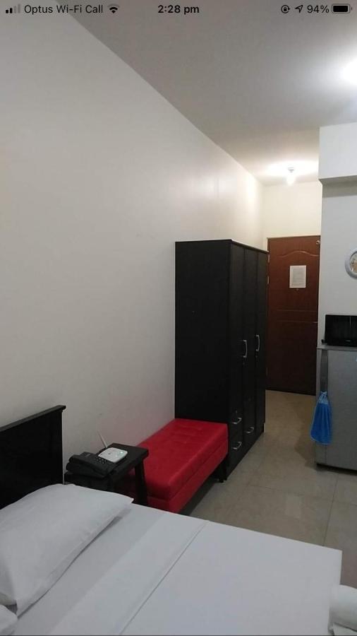 Affordable Makati Serviced Apartments Манила Екстериор снимка