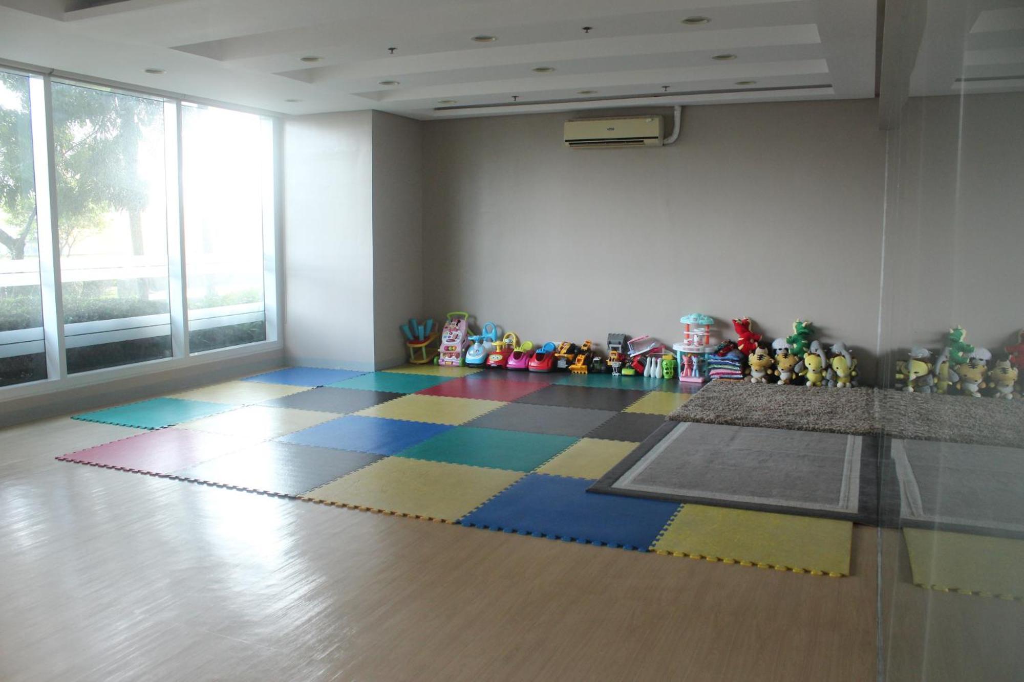 Affordable Makati Serviced Apartments Манила Екстериор снимка
